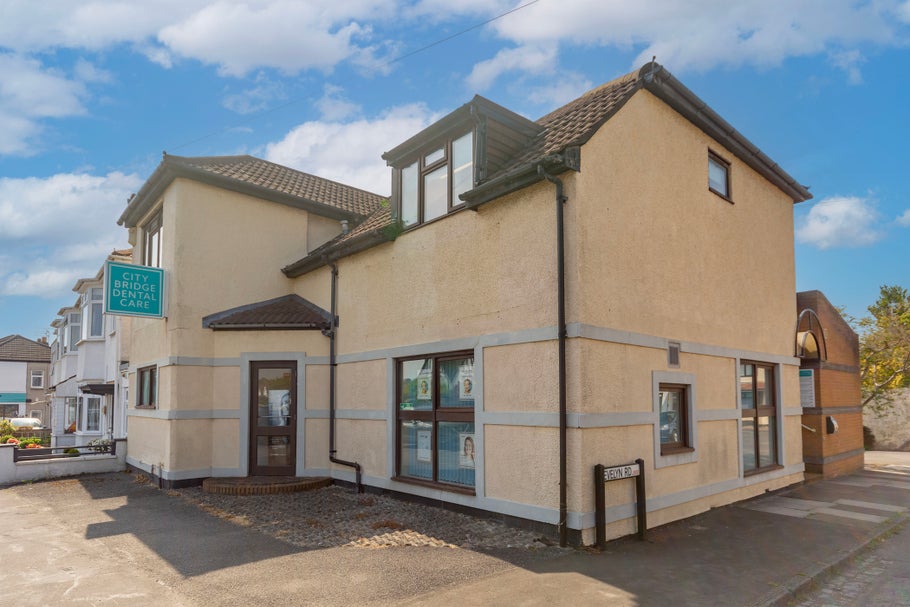 North Bristol dental business sold